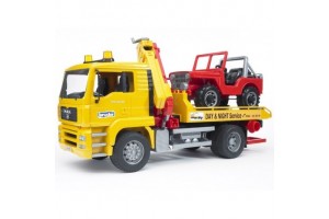 MAN TGA autómentő teherautó terepjáróval