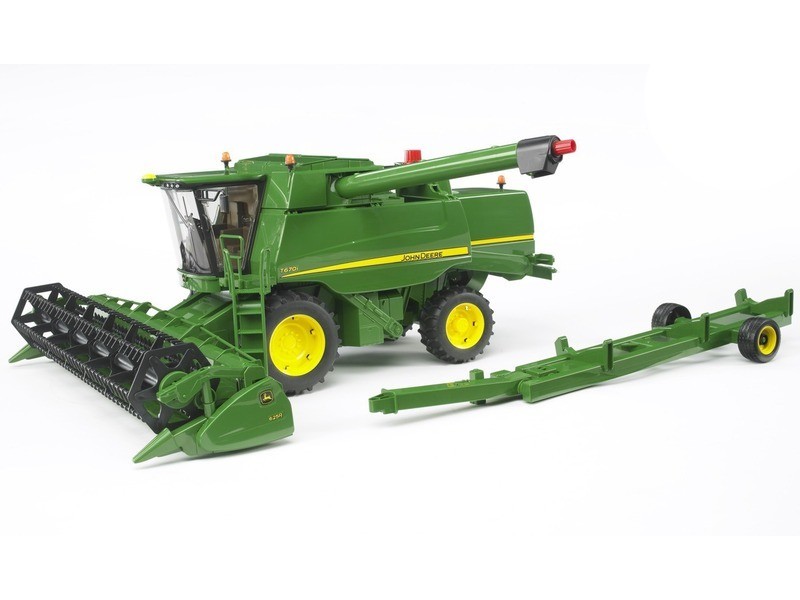 John Deere T670i kombájn játék - részletgazdag modell